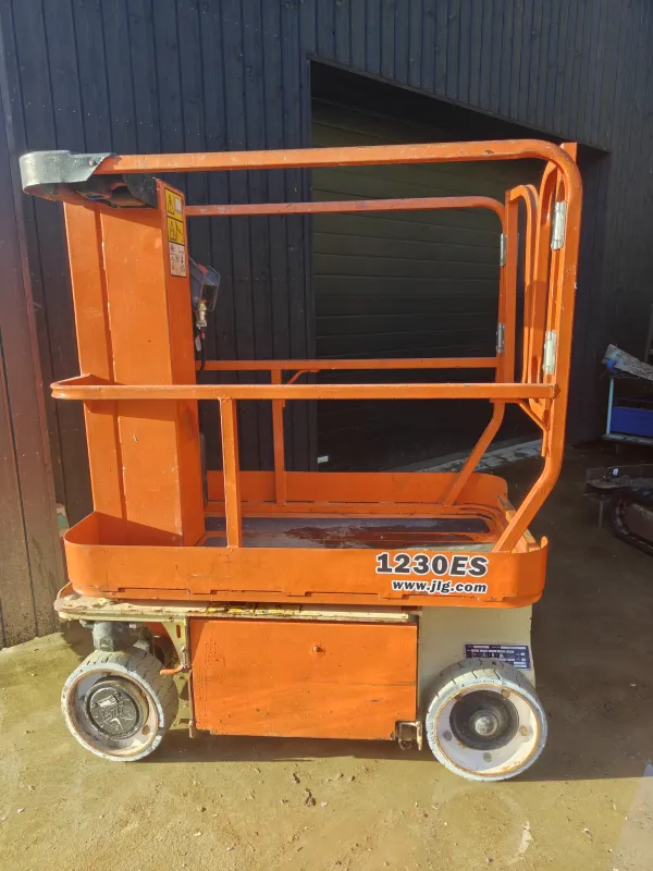 JLG 1230ES engros